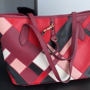 Almost new Burberry like designer bag